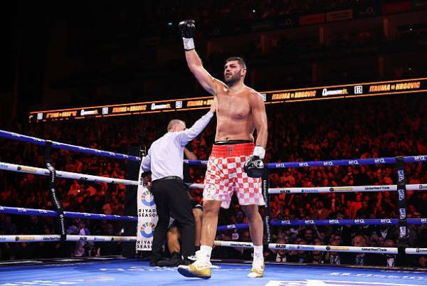 Хргович здолав Мозеса Ітауму і здобув титул чемпіона світу 23