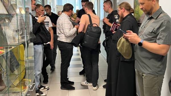 Суд вкотре переніс розгляд справи про розірвання договору оренди УПЦ (МП) з Києво-Печерською лаврою