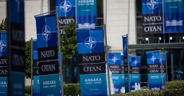 НАТО посилює оборону: Брюссель обговорює російську ескалацію 4