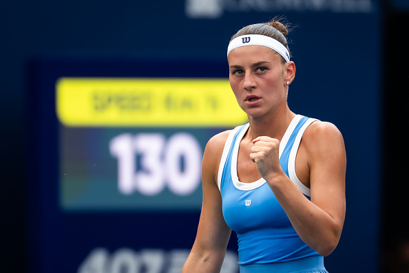 Костюк завершує виступ на турнірі WTA 1000 у Торонто, поступившись у 1/8 фіналу Свьонтек 15