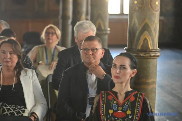 Києво-Печерська лавра: український Ватикан у перспективі 17