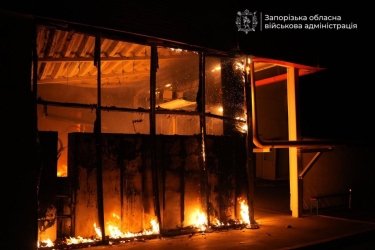 Російський удар по "Епіцентру" в Запоріжжі: десятки загиблих та поранених 9