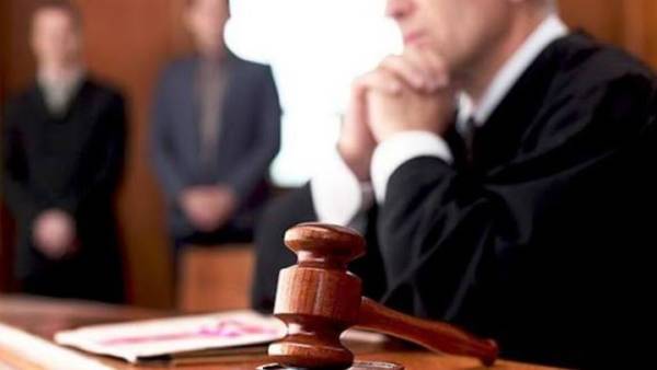 ПриватБанк оплакує двох загиблих співробітників у Дніпрі 8
