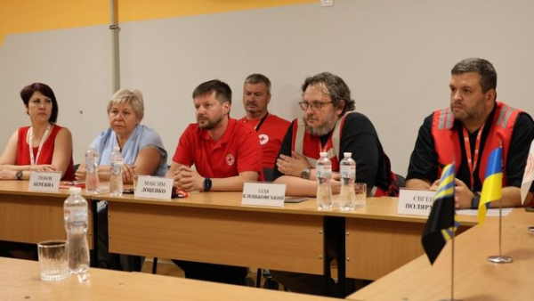 Очільник Донецької ОВА повідомив про встановлення 21 мобільного укриття за підтримки Управління з координації гуманітарних справ ООН. 2