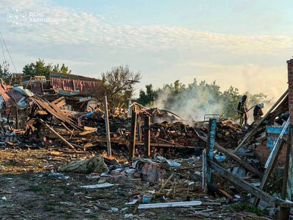 Сумщина під масованим вогнем: нічна атака росіян залишила масштабні руйнування, є постраждалі 16