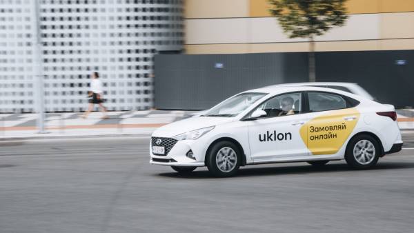 Uklon запускає власний сервіс електросамокатів, інтегруючи його в екосистему застосунку 5