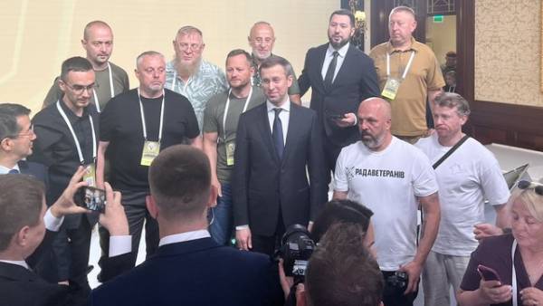 Уряд створює 100 тисяч нових робочих місць для ветеранів