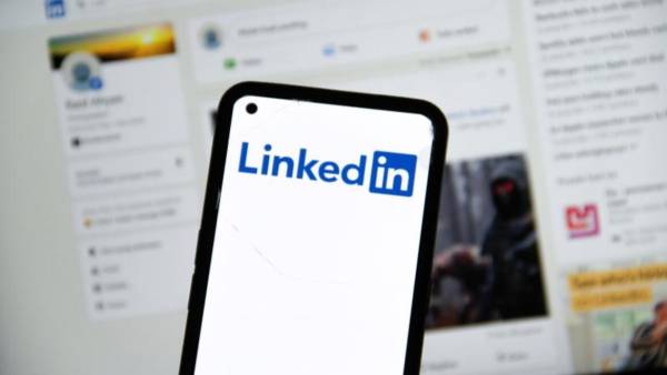 IT-фахівці масово додають ШІ до резюме в LinkedIn: згадки зросли у шість разів 5 IT-фахівці масово додають ШІ до резюме в LinkedIn: згадки зросли у шість разів 5