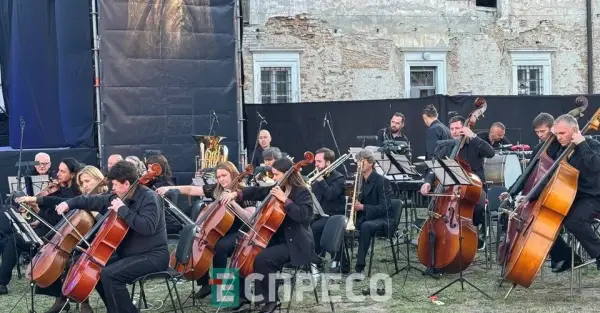 Коли цвіте папороть" Станіславовича оживило Жовківський замок 19