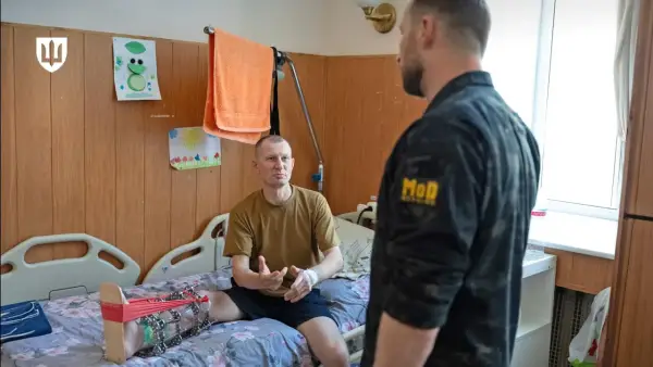 Хмара перевірив умови лікування та реабілітації захисників у медзакладах 12