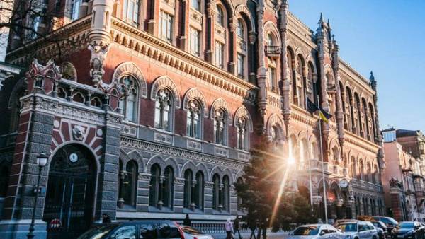 НБУ розширив валютну свободу для українців
