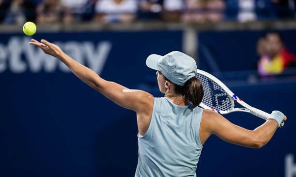 Світоліна не пройшла Свьонтек у півфіналі WTA 1000 у Торонто 11