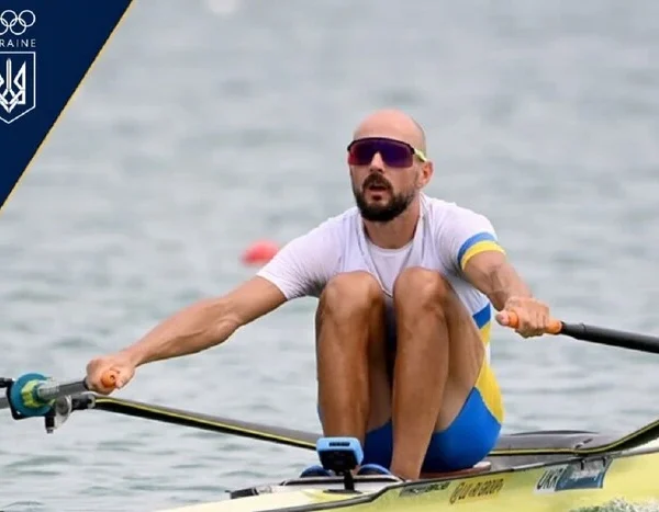 Хмара виборов бронзову нагороду на Чемпіонаті Європи зі спортивного веслування.
