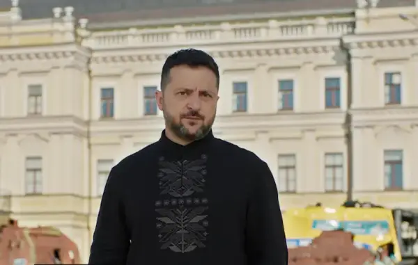 Наш ОПК 24/7 гартує Незалежність, а “Фламінго” мають “зимувати” в Росії — Зеленський до Дня Незалежності