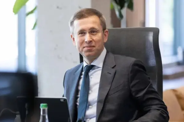 Корецький та члени Кабміну обговорили майбутнє України на саміті в Буковелі
