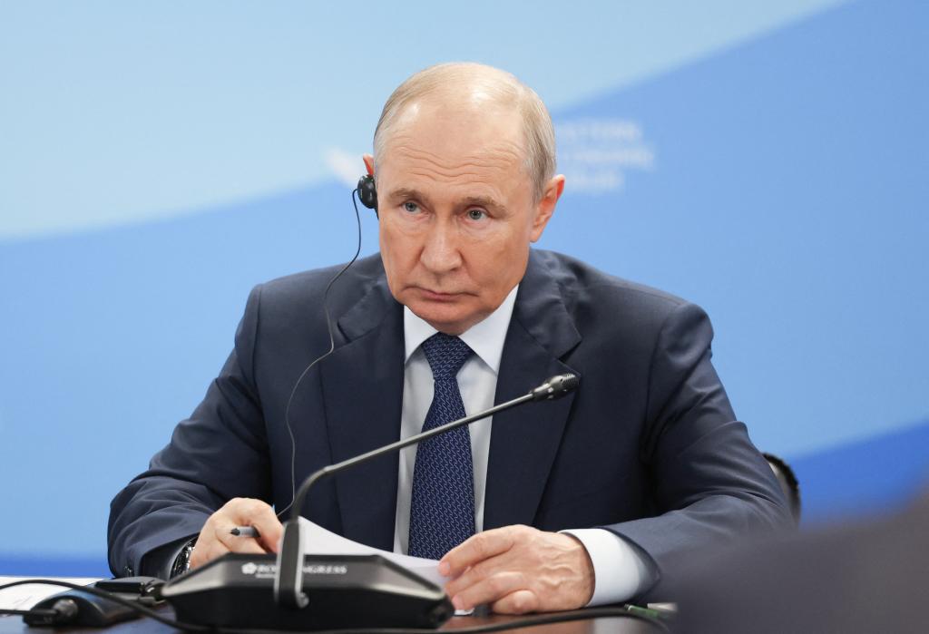 Падіння рейтингів Путіна: експерти вбачають фрустрацію росіян через війну в Україні 5