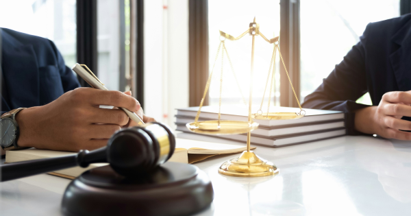 Київпастранс сплатив 5,5 мільйона гривень зовнішнім юристам попри наявність власних адвокатів