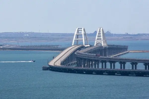 ГУР пояснило причини незнищення Кримського мосту