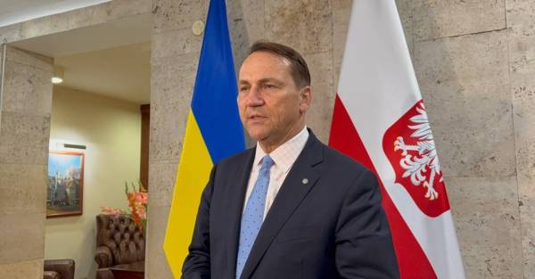 Польща поставить Україні рекордний пакет допомоги у відповідь на гібридні атаки РФ 6 Польща поставить Україні рекордний пакет допомоги у відповідь на гібридні атаки РФ 4