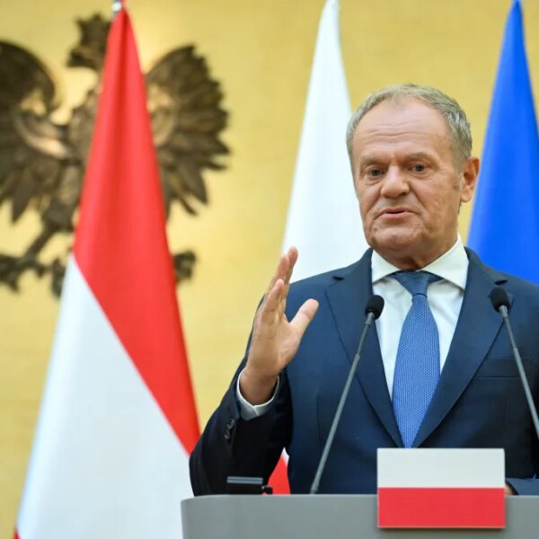 Польща попередила: Росія готує гібридні атаки на сусідів України