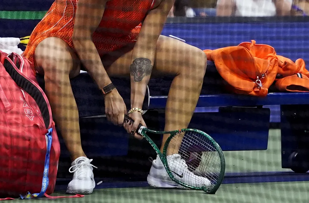 Арина Соболенко знищила ракетку на US Open у скандальному вибуху емоцій 7