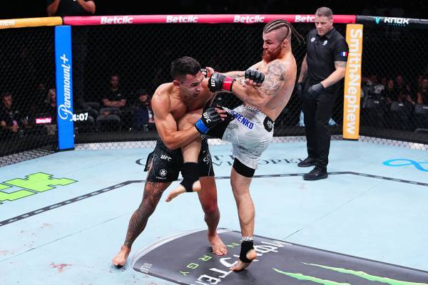 Донченко здобув четверту перемогу поспіль в UFC