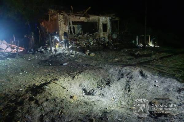 Фото з наслідками обстрілу