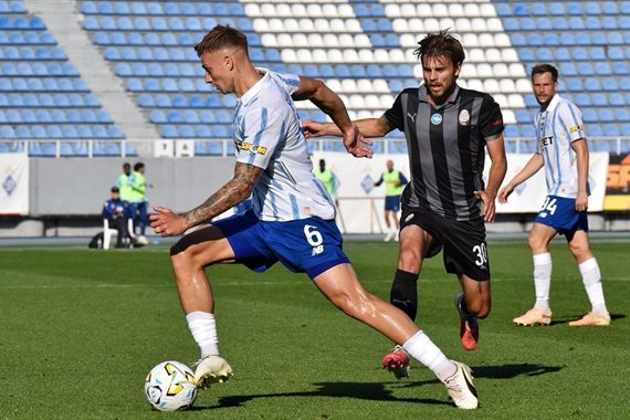 Динамо здобуло перемогу над Зорею 2:0 у матчі чемпіонату