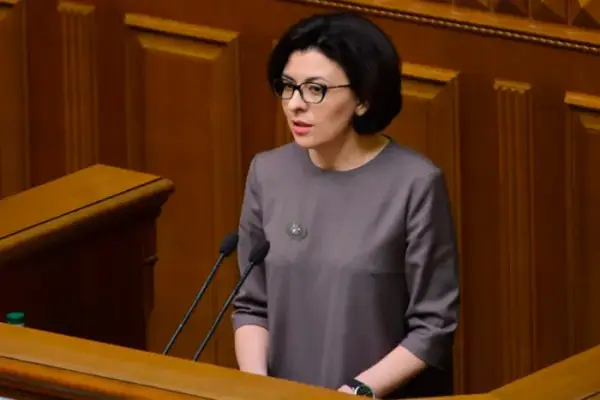Екснардепка: українці зняли з себе відповідальність, як це сталося
