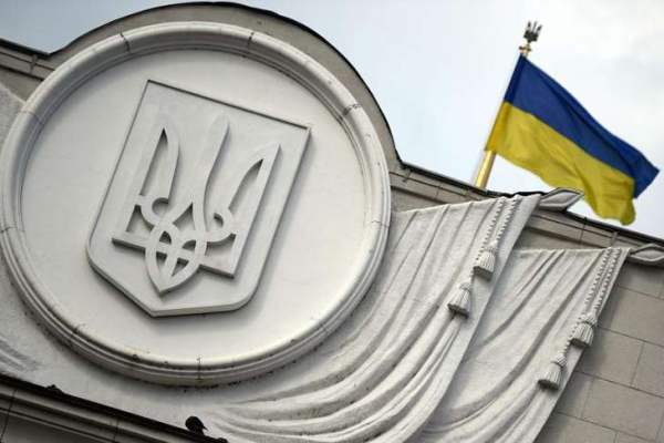 Парламент вдруге відхилив законопроект про оподаткування посилок 9