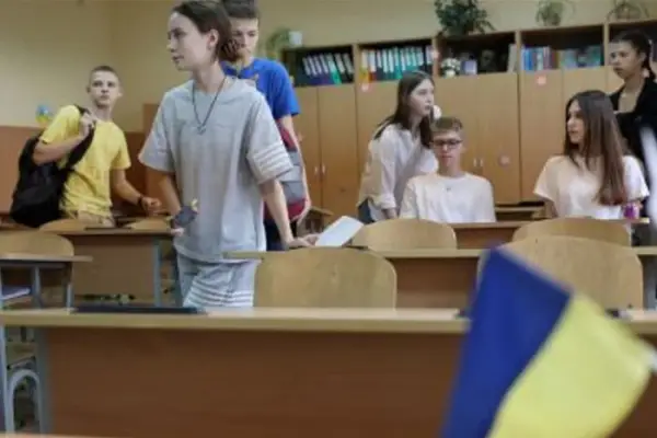Пілотний проєкт нової моделі старшої школи стартував в Україні