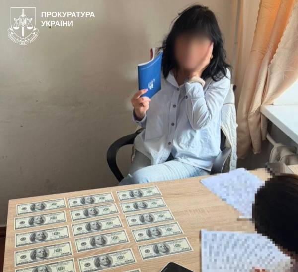 Медсестра на Харківщині постане перед судом за продаж висновків ЛКК