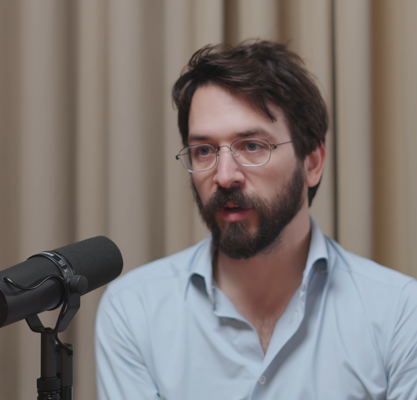 Інженер Google звільняється від пенсійних накопичень через страх перед ШІ-апокаліпсисом