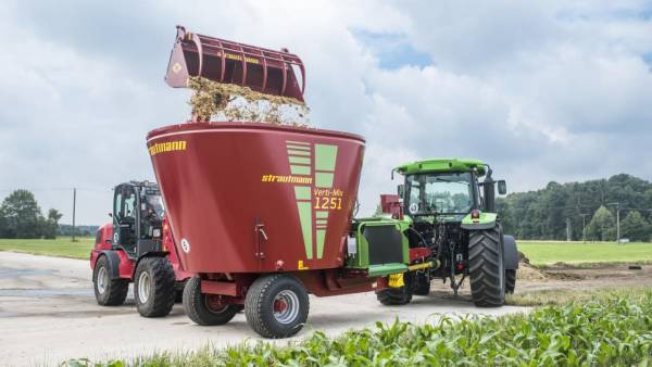 Strautmann Verti-Mix 1251: як інновація формує кормовий стіл для зростання надоїв 52