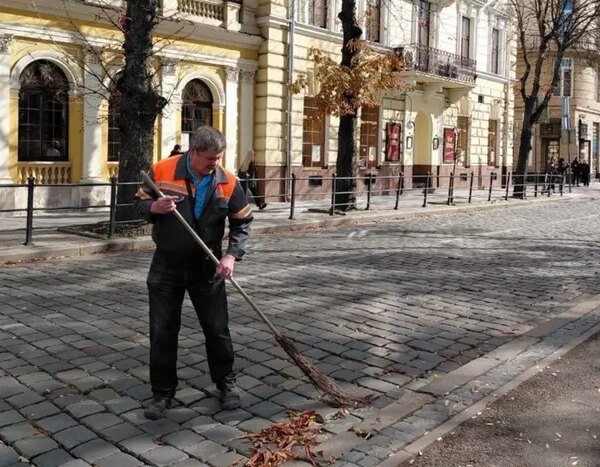 Львів відновив платежі та отримав перші 40 млн грн – Садовий