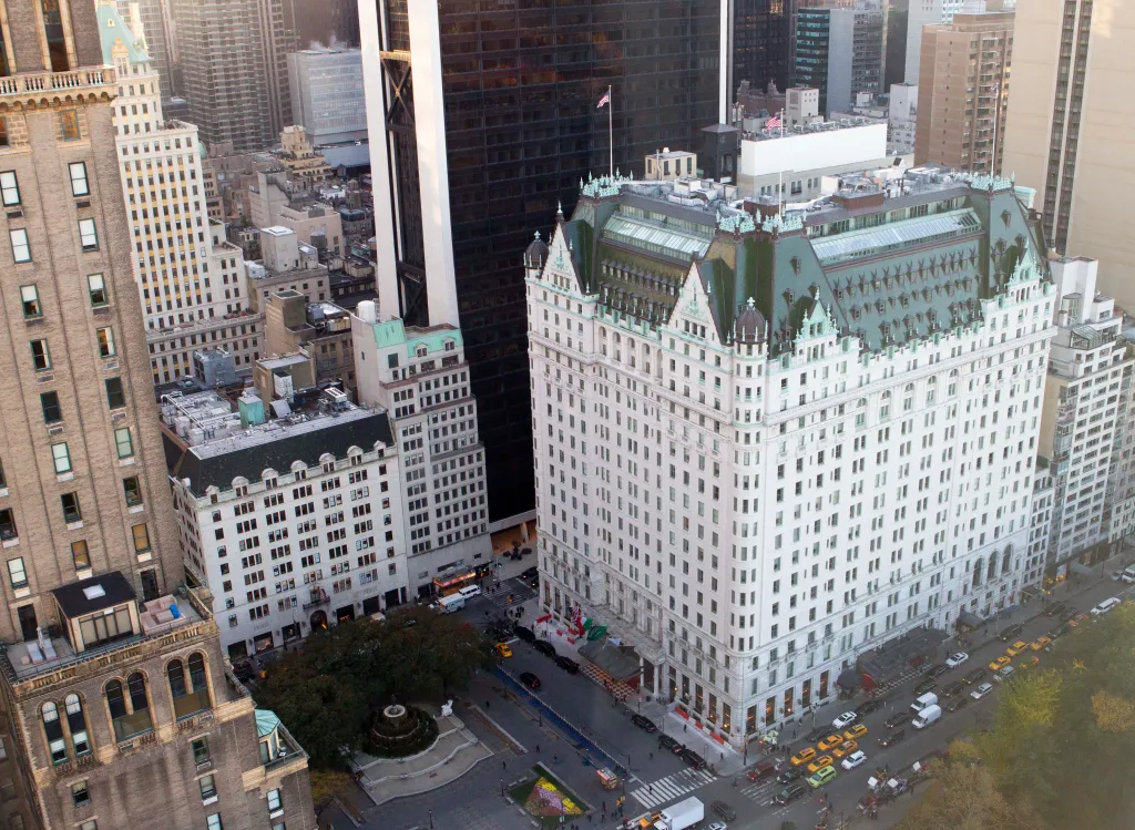 Plaza Hotel закривається на чотири роки 16