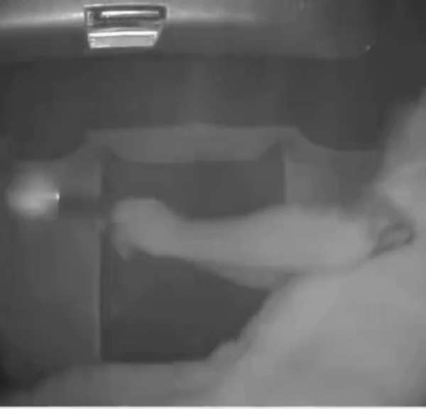 Батько-герой відбив напад викрадачів авто, захищаючи доньку