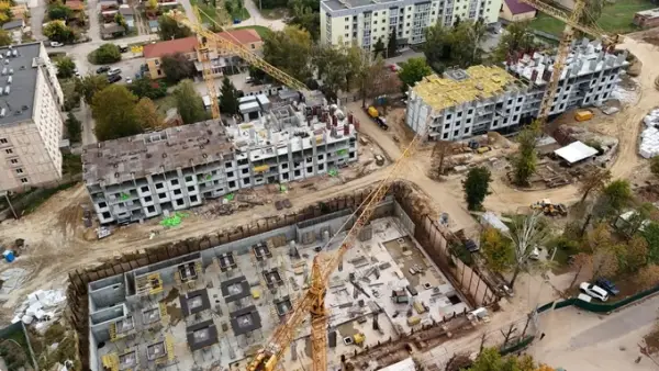 У Гостомелі відновили житловий квартал із тисячним укриттям 5