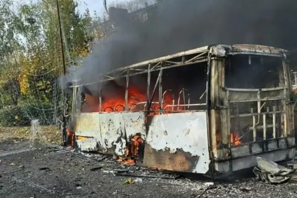 Росія завдала удару по автобусу в Краматорську: 33 загиблих