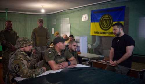 Зеленський відвідав штаби бригад у Запорізькій області - INFBusiness