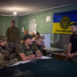 Зеленський відвідав штаби бригад у Запорізькій області - INFBusiness
