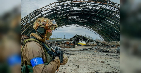 «Захопити Київ окупанти намагались за планом, який вони обкатали в Празі у 1968 році»: доля столиці України вирішувалась в перші 5 днів великої війни - INFBusiness
